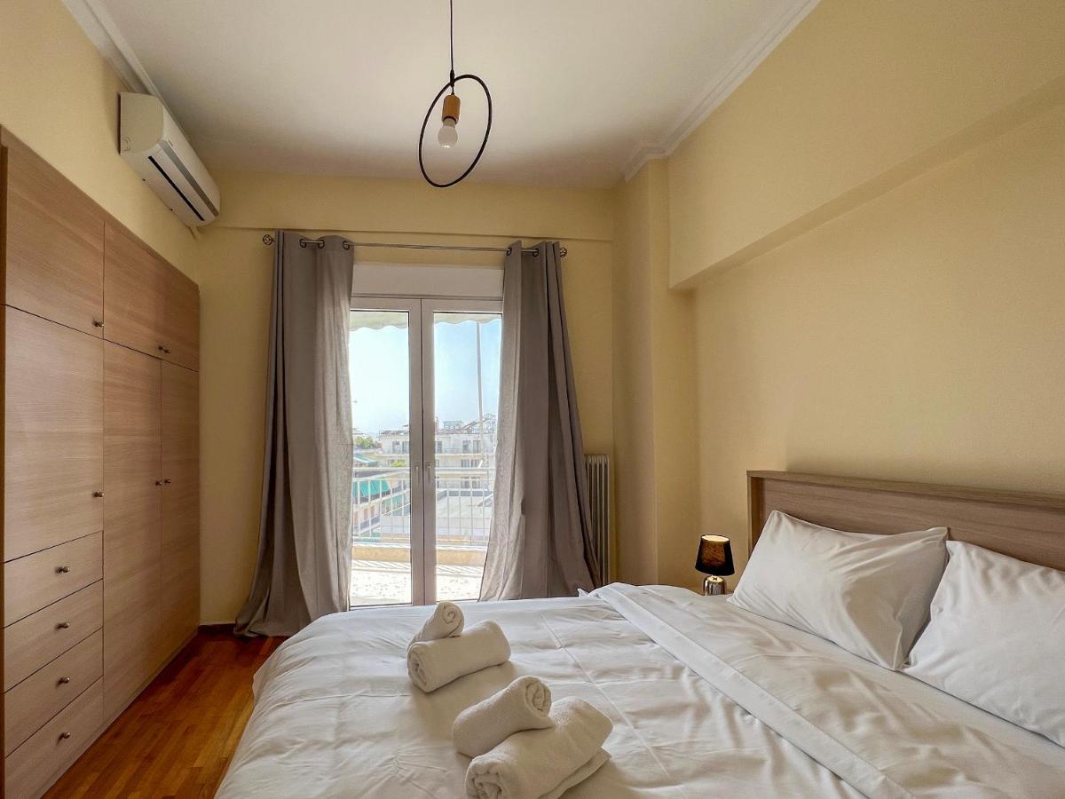 Chiou Spacious 90Sqm Apt In Athens Luaran gambar