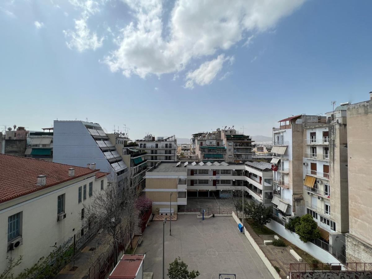 Chiou Spacious 90Sqm Apt In Athens Luaran gambar