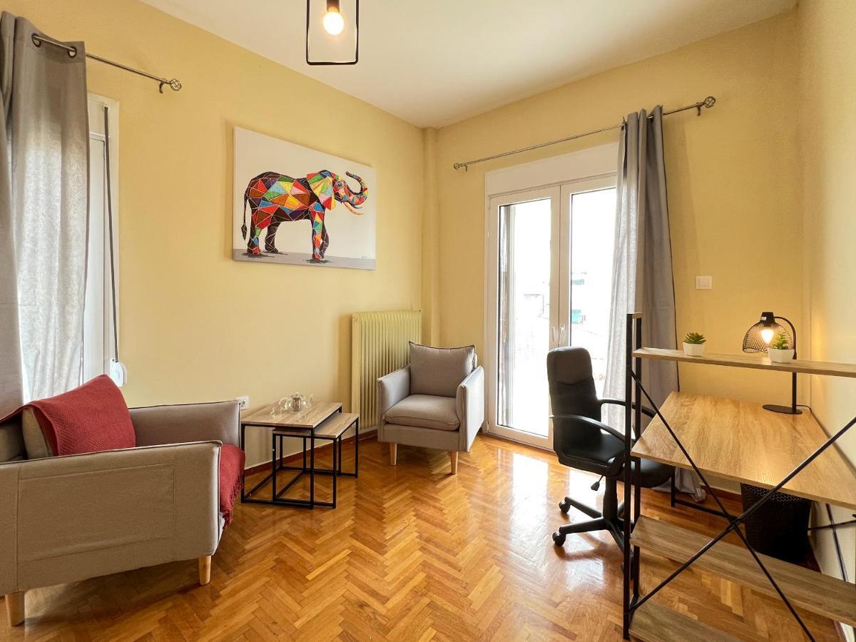 Chiou Spacious 90Sqm Apt In Athens Luaran gambar